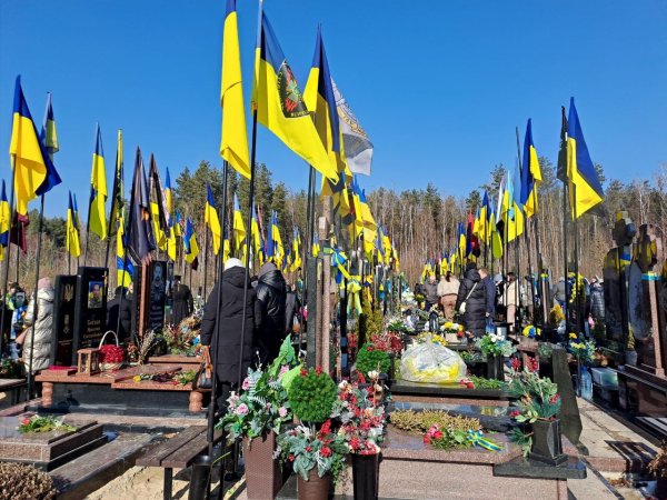 У третю річницю війни ковельчани вшанували пам’ять загиблих Героїв