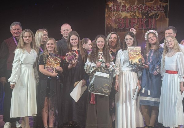 Ковельські зірочки засяяли на повну! «Надія» запрошує на свій звітний концерт