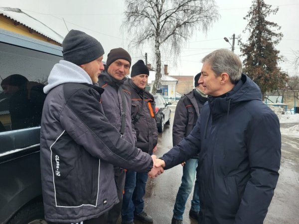 Ковельські комунальники поїхали до Києва для відновлення мереж після обстрілів Ковельські комунальники поїхали до Києва для відновлення мереж після обстрілів