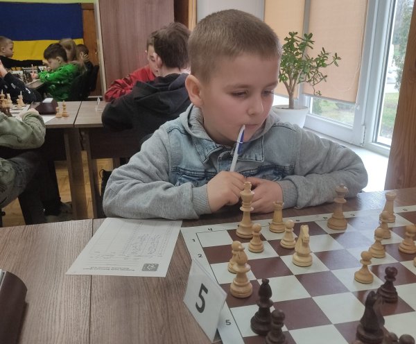 Змагались наймолодші: у КДЮСШ ім. Євгена Кондратовича проходив чемпіонат Волині з класичних шахів Змагались наймолодші: у КДЮСШ ім. Євгена Кондратовича проходив чемпіонат Волині з класичних шахів