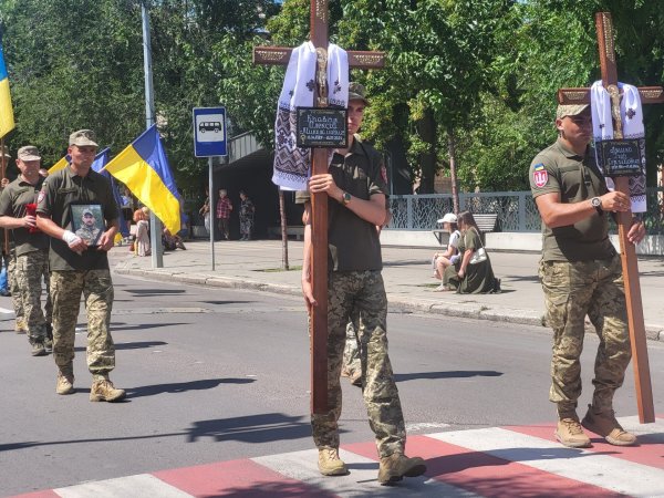 Ковельська громада попрощалася з Ігорем Ляшком та Олексієм Кравчуком Ковельська громада попрощалася з Ігорем Ляшком та Олексієм Кравчуком