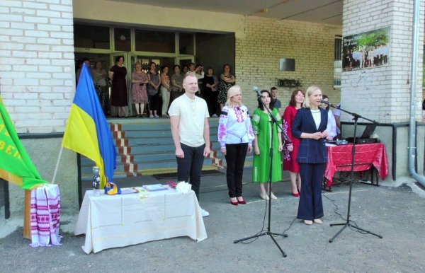 У ковельських школах пролунав останній дзвоник У ковельських школах пролунав останній дзвоник