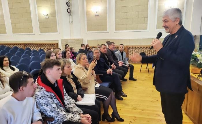 Дітям загиблих Героїв цього літа організують «американські канікули»