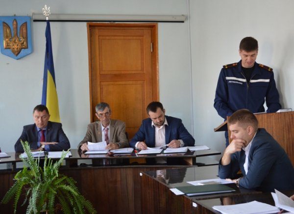 «Терміново навести лад на ринках Ковеля згідно вимог пожежної безпеки», - міський голова Олег Кіндер