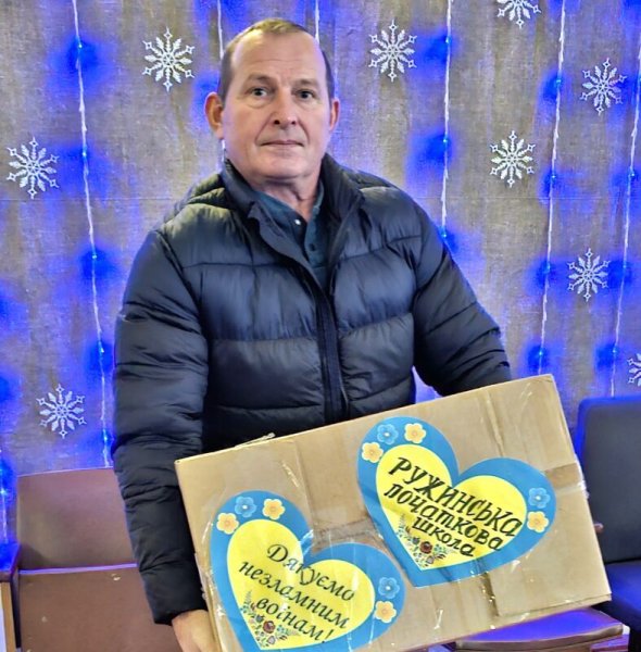 У Ковельській громаді завершили щорічний благодійний збір подарунків для Захисників, ініційований радою старшокласників У Ковельській громаді завершили щорічний благодійний збір подарунків для Захисників, ініційований радою старшокласників