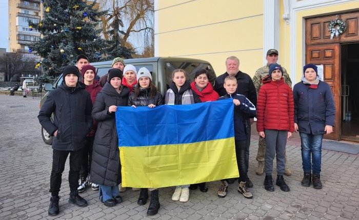 Подарунки від дітей Ковеля передали воїнам на передову