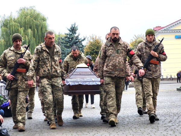 Учора ковельчани віддали останню шану Герою Олександру Дементьєву