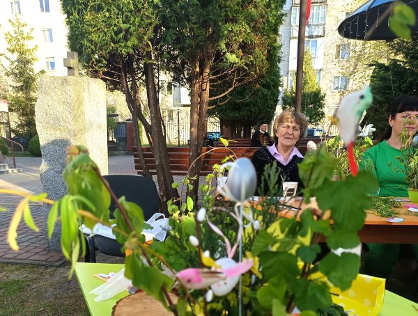 Проєкт «Крила»: у Ковелі для матерів загиблих Героїв організували майстер-клас з виготовлення весняних композицій