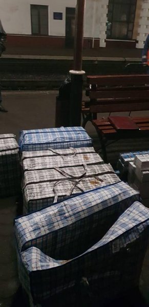 На Ковельському вокзалі виявили понад 11 тисяч пачок контрафактних цигарок На Ковельському вокзалі виявили понад 11 тисяч пачок контрафактних цигарок