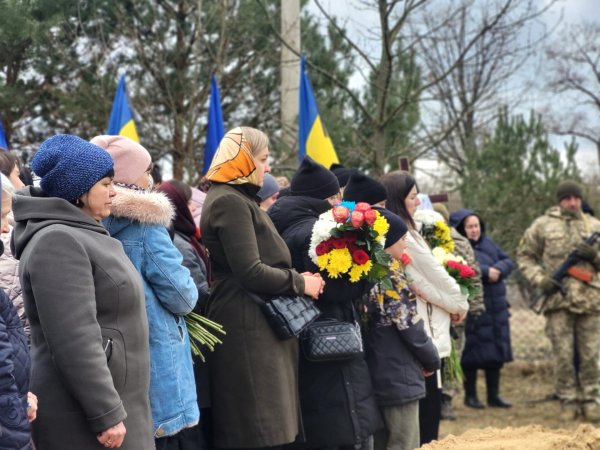 Його серце зупинилось: наша громада віддала останню шану Герою Михайлу Рудню Його серце зупинилось: наша громада віддала останню шану Герою Михайлу Рудню