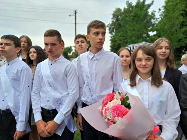 У школах Ковельської громади пролунав останній дзвоник