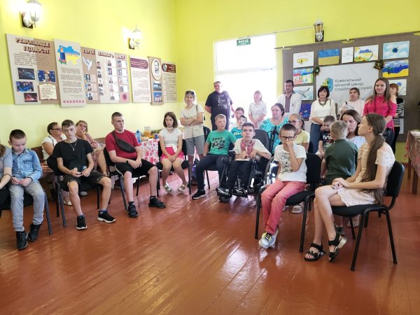 «Ательє дитячих мрій»: У Ковелі за донат для військових можна придбати виріб з малюнком обдарованих дітей з інвалідністю