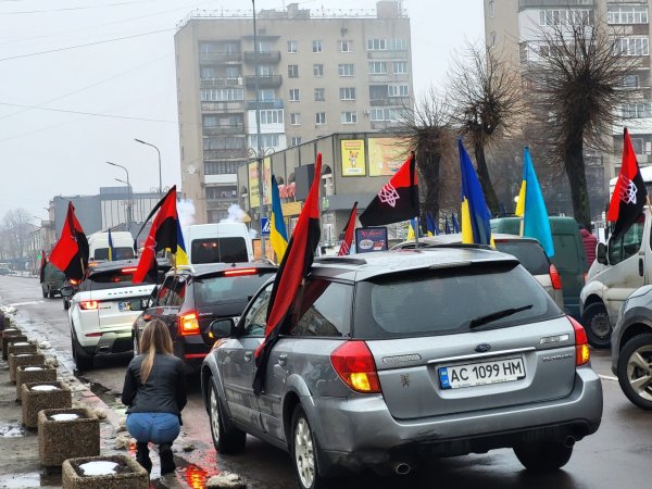 Ковель попрощався з Героєм Романом Кондратюком, який з липня вважався безвісти зниклим Ковель попрощався з Героєм Романом Кондратюком, який з липня вважався безвісти зниклим