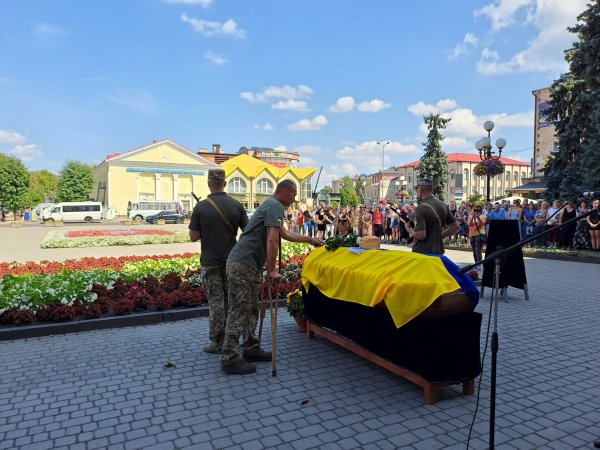 Ковельська громада віддала останню шану прикордоннику, Герою Станіславу Ковбу, який загинув на Сумщині