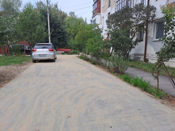 У Ковелі завершили поточний ремонт прибудинкових територій