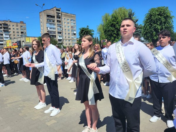 У Ковелі вперше відбувся фестиваль шкільного вальсу