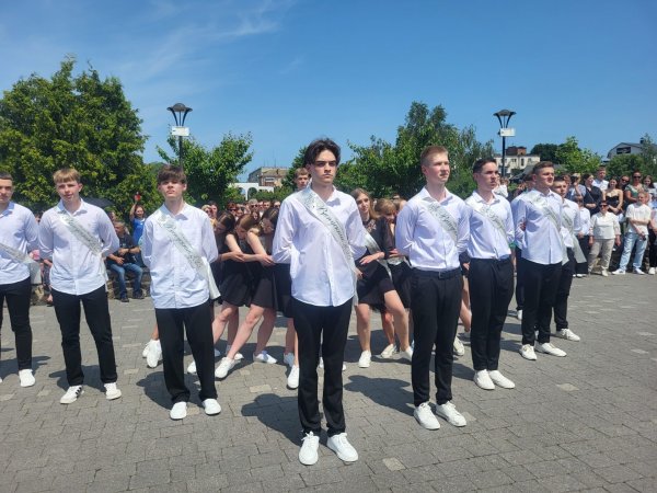 Третій фестиваль шкільного вальсу відбувся у Ковелі Третій фестиваль шкільного вальсу відбувся у Ковелі