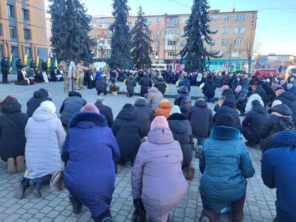 У перший день Різдва Ковель прощається з Героєм Володимиром Бичиком У перший день Різдва Ковель прощається з Героєм Володимиром Бичиком
