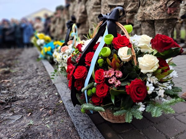 Йому назавжди 30: у Ковелі попрощались з молодим воїном Дмитром Павліковським