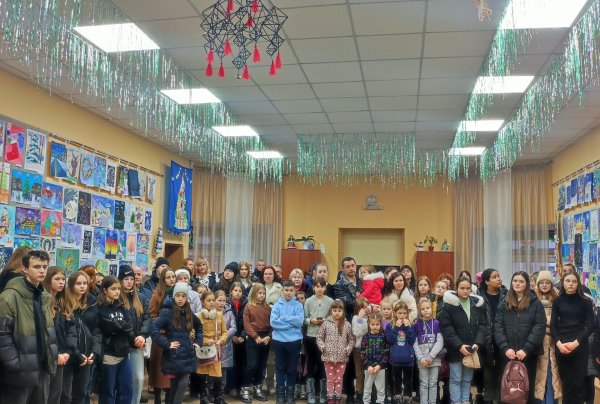 У галереї мистецтв — виставка учасників 29-го конкурсу дитячого малюнка «Зимовий калейдоскоп» У галереї мистецтв — виставка учасників 29-го конкурсу дитячого малюнка «Зимовий калейдоскоп»