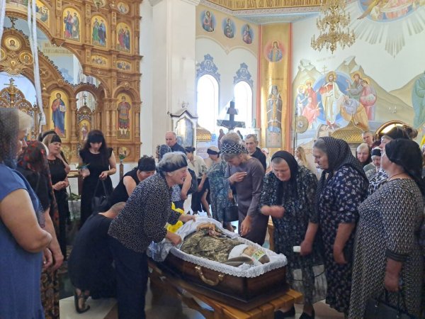 Ковельська громада попрощалася із Захисником України Валентином Ліпичем