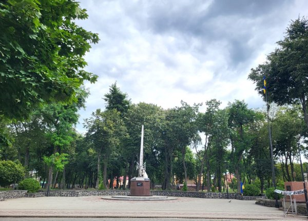 35 років тому в Ковелі вперше підняли синьо-жовтий прапор 35 років тому в Ковелі вперше підняли синьо-жовтий прапор