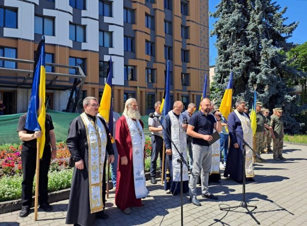 Ковель попрощався із захисником Олександром Шевченком, який знайшов тут свій дім Ковель попрощався із захисником Олександром Шевченком, який знайшов тут свій дім