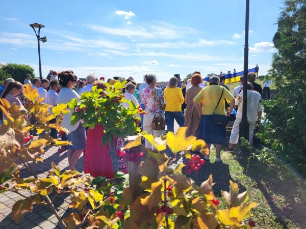 Ковельчани вшанували одну із головних національних святинь – Державний Прапор України