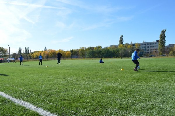У Ковелі відбулось відкриття найбільшого на Волині футбольного поля зі штучним покриттям ФОТО У Ковелі відбулось відкриття найбільшого на Волині футбольного поля зі штучним покриттям ФОТО