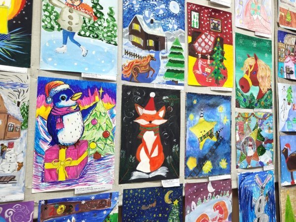 У Ковелі відкрили рекордну 31-шу виставку дитячого малюнка «Зимовий калейдоскоп. З вірою у Перемогу!»