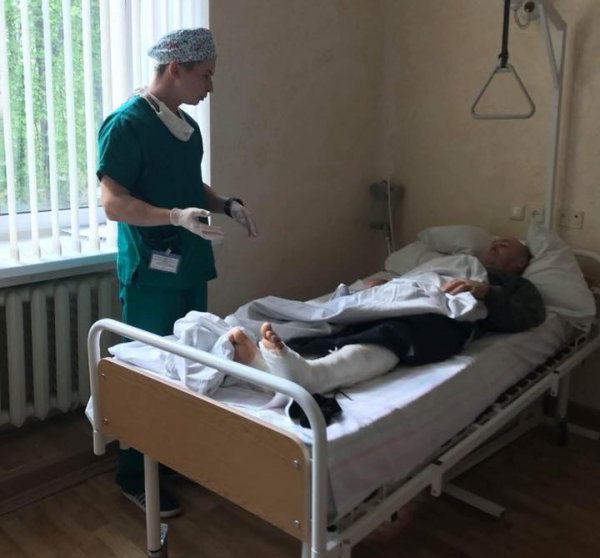 Відома у Ковелі волонтерка Наталія Попова нині опікується бійцем, який підірвався на розтяжці у зоні АТО Відома у Ковелі волонтерка Наталія Попова нині опікується бійцем, який підірвався на розтяжці у зоні АТО