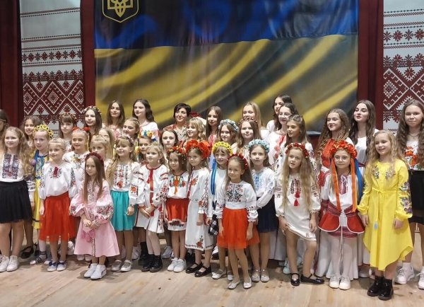 Ковельські зірочки засяяли на повну! «Надія» запрошує на свій звітний концерт