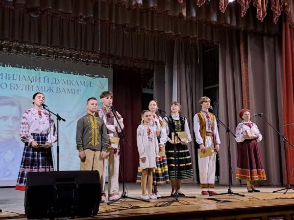 У Ковелі до 155-річчя Лесі Українки представили театралізоване дійство «Пишіть листи чорнилами й думками. І почуттями, що були між вами»