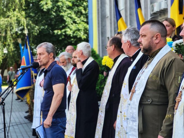 Ковель провів в останню путь двох Захисників — Юрія Лобашова та Олександра Дубука Ковель провів в останню путь двох Захисників — Юрія Лобашова та Олександра Дубука