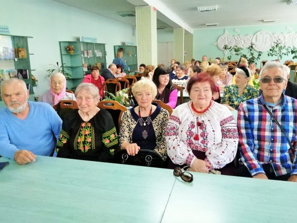 У Ковелі видали збірку спогадів про колишню керівницю бібліотеки — Галину Божик