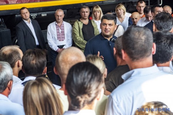 Володимир Гройсман підтримав новації на станції Ковель ФОТО Володимир Гройсман підтримав новації на станції Ковель ФОТО