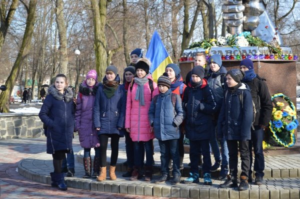 У Ковелі сьогодні вшанували пам’ять Героїв Небесної Сотні У Ковелі сьогодні вшанували пам’ять Героїв Небесної Сотні