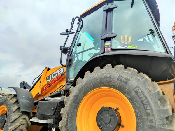 УВКГ “Ковельводоканал” отримав новенький екскаватор