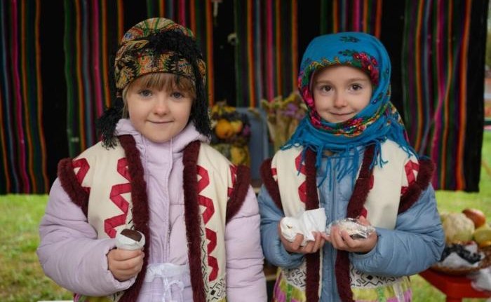 У «Ромашці» провели благодійний ярмарок на підтримку ЗСУ 🌻🇺🇦