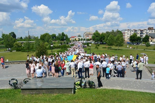 Хода на захист дітей і сім’ї об’єднала кількасот ковельчан ФОТО Хода на захист дітей і сім’ї об’єднала кількасот ковельчан ФОТО