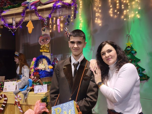 Нова вистава театру «10 ряд 10 місце» зібрала аншлаг в народному домі “Просвіта” Нова вистава театру «10 ряд 10 місце» зібрала аншлаг в народному домі “Просвіта”