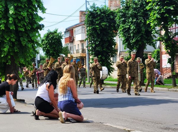 Ковель провів в останню путь двох Захисників — Юрія Лобашова та Олександра Дубука Ковель провів в останню путь двох Захисників — Юрія Лобашова та Олександра Дубука