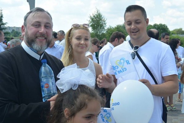 Хода на захист дітей і сім’ї об’єднала кількасот ковельчан ФОТО Хода на захист дітей і сім’ї об’єднала кількасот ковельчан ФОТО