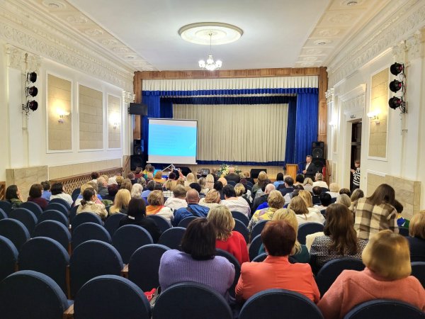 Ковель приймає учасників конференції Асоціації керівників закладів освіти «Відроджені гімназії України» Ковель приймає учасників конференції Асоціації керівників закладів освіти «Відроджені гімназії України»