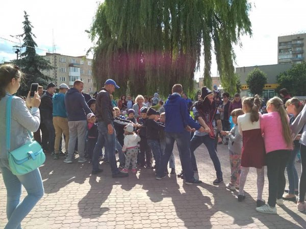 На День молоді у Ковелі відбулась піратська вечірка На День молоді у Ковелі відбулась піратська вечірка