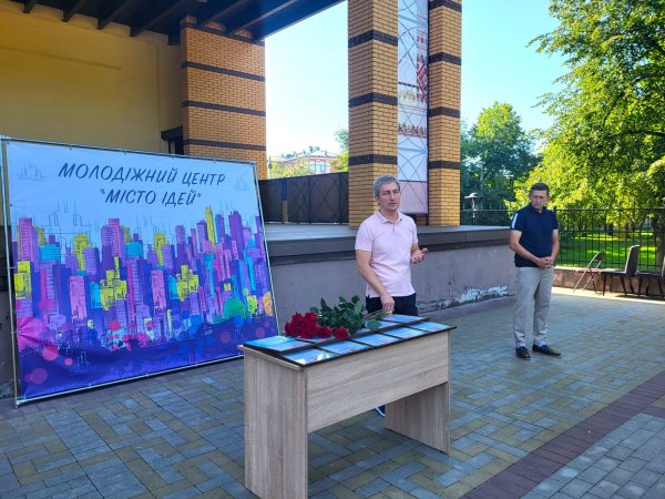 З нагоди Дня фізичної культури і спорту у Ковелі відзначили спортсменів та тренерів З нагоди Дня фізичної культури і спорту у Ковелі відзначили спортсменів та тренерів