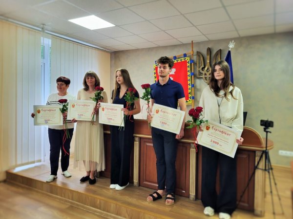 У Ковелі відзначили випускників із найкращими результатами НМТ та їхніх учителів