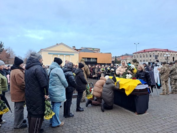 Ковель провів в останню путь Захисника Романа Лайтара Ковель провів в останню путь Захисника Романа Лайтара