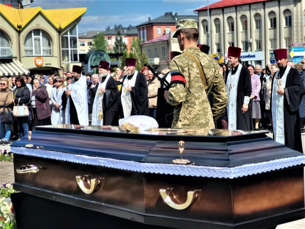 Сергієві Кашубі назавжди 46. Ковельчани віддали останню шану Героєві