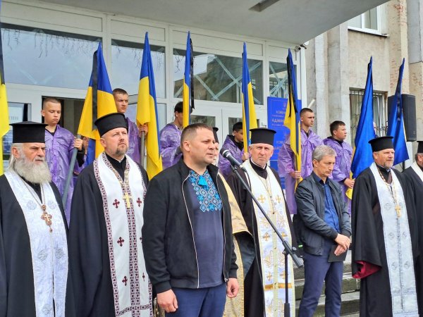 Вічна пам’ять Герою: ковельчани віддали останню шану Віталію Наумчуку